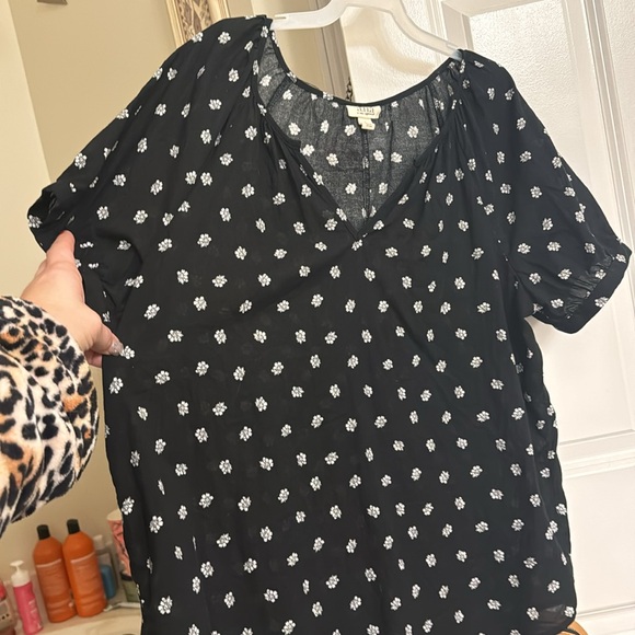 Women’s size large a.n.a. Blouse - Picture 3 of 9